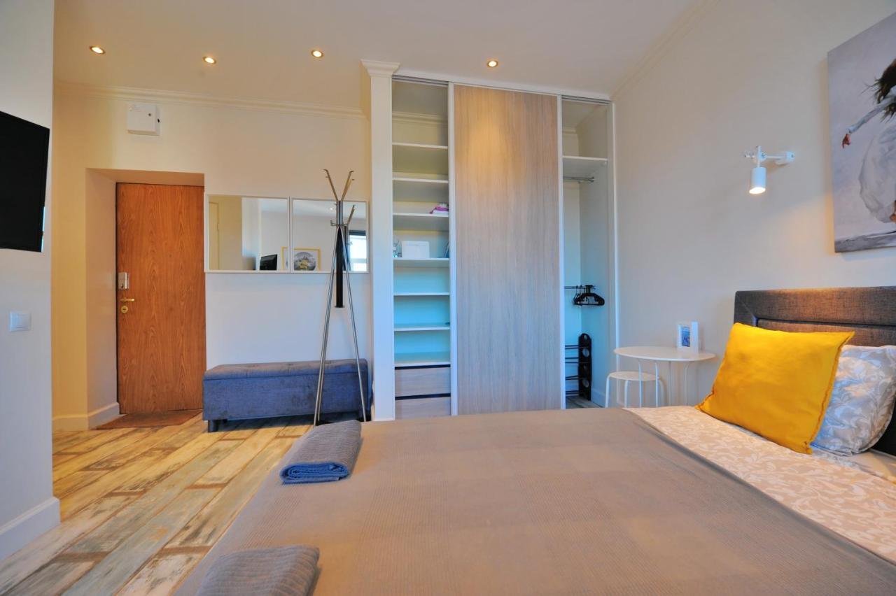 Gertrudes Residence Stay In Light-Filled Studio Apartment In Central 리가 외부 사진